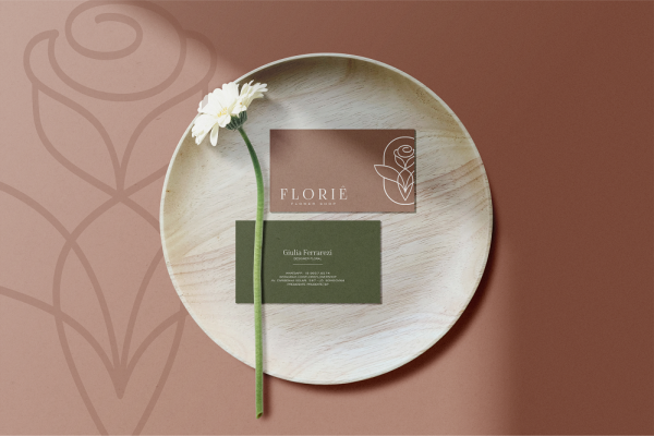 Identidade Visual Floriê • Flower Shop
